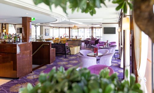 MS Charles Dickens Lounge 