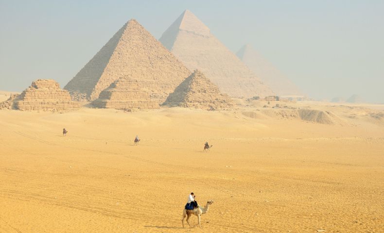 Pyramiden und W&uuml;ste,&Auml;gypten
