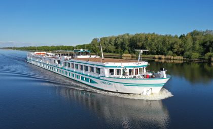 Junker Joerg Auf Dem Nord Ostsee Kanal