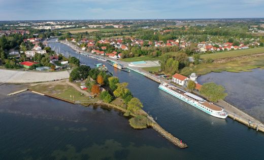 Junker Joerg Am Anleger Greifswald Wieck