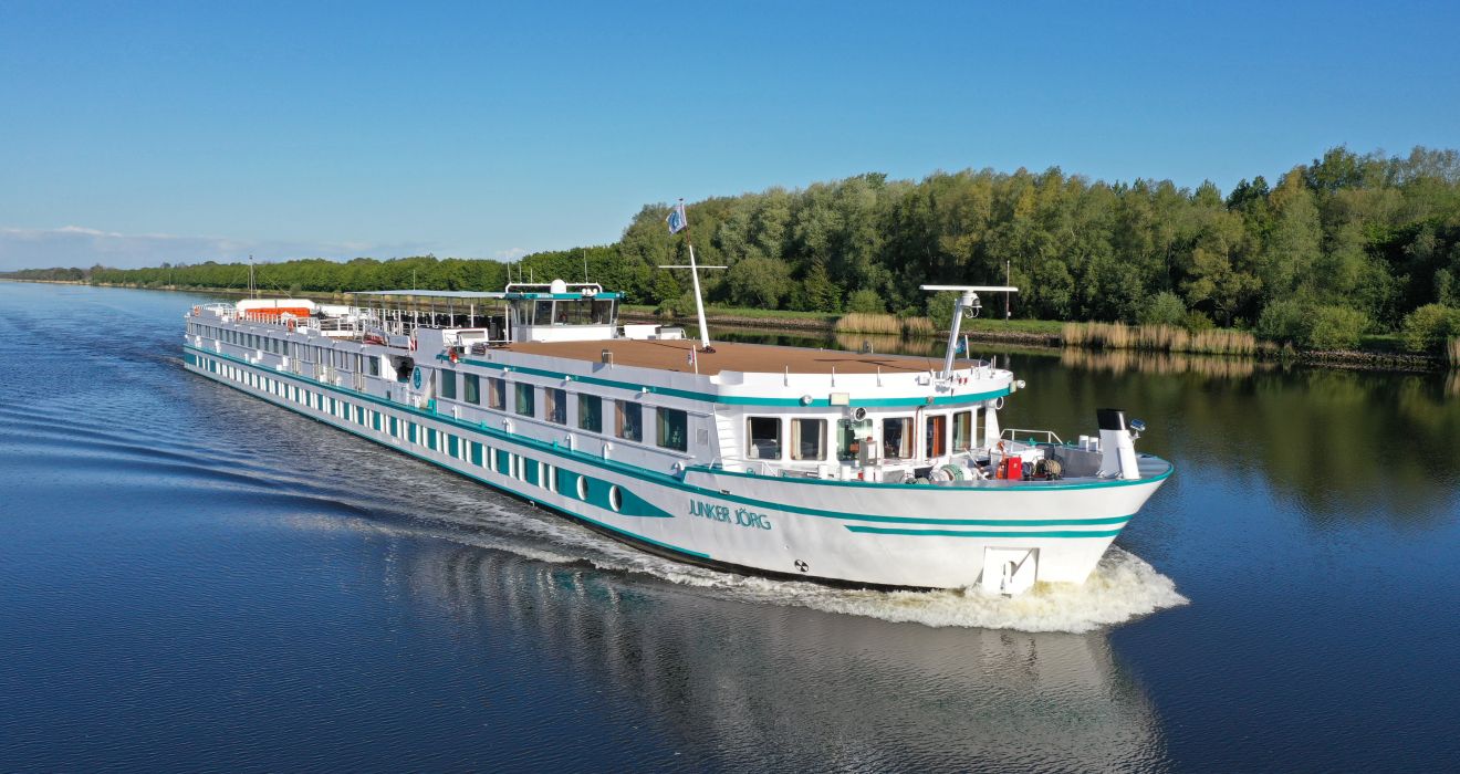 Junker Joerg Auf Dem Nord Ostsee Kanal